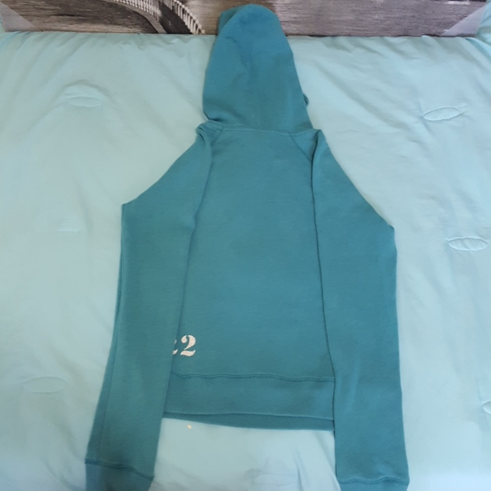 Sweater - Picture 3 of 4